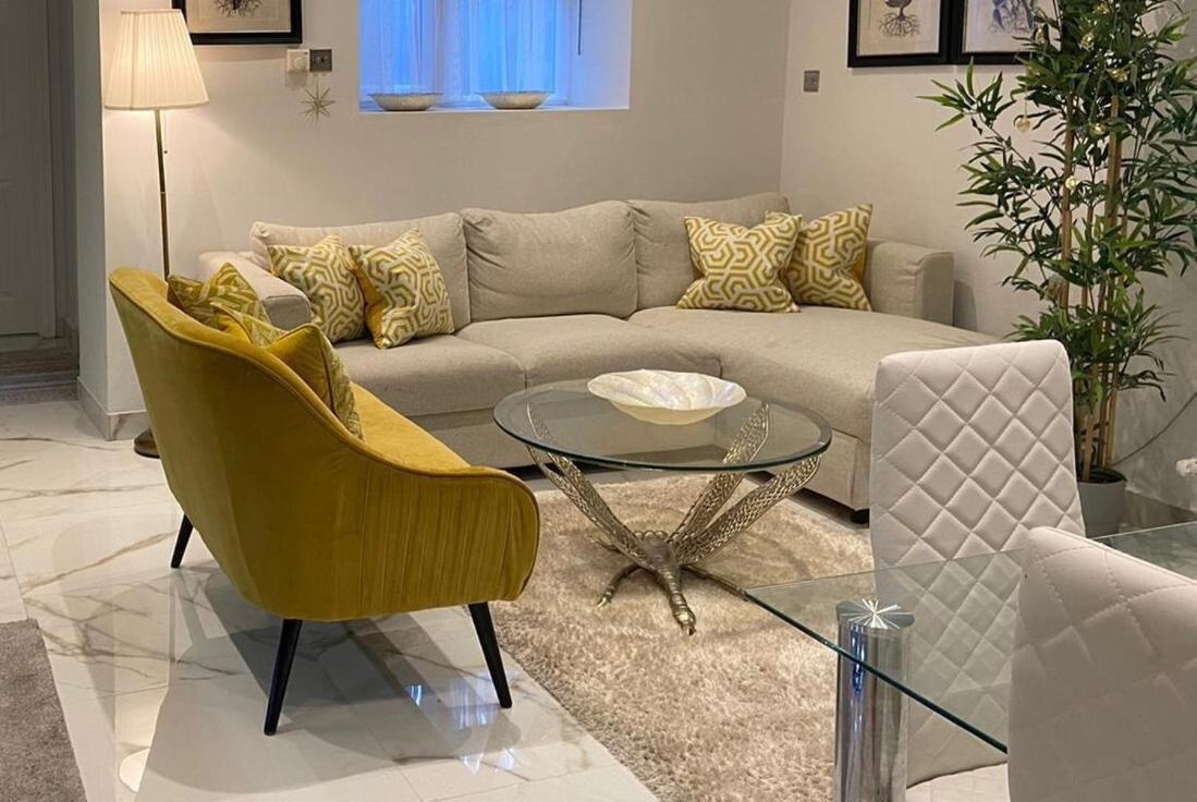 Elegant 2 Bed Flat In Chiswick * London
